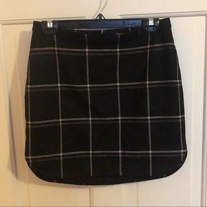 Madewell Black and White Windowpane Mini Skirt with Small Slits Size 6